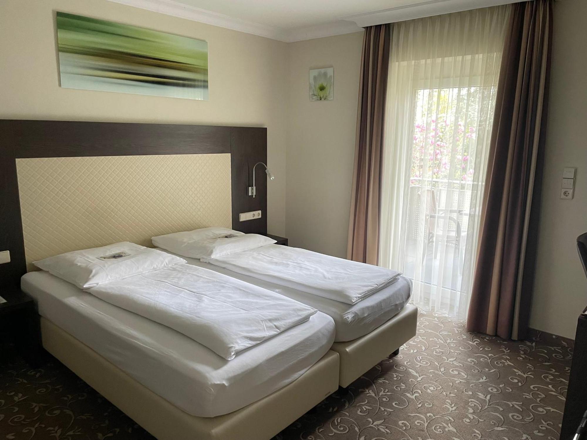 Hotel Ochsen Штутгарт Экстерьер фото
